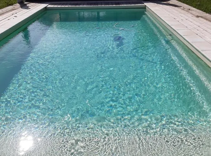 Bed & Breakfast Familiale Avec Piscine Chauffee Et Jacuzzi Bernadets-Debat