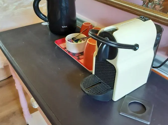 Bed & Breakfast Familiale Avec Piscine Chauffee Et Jacuzzi 3*